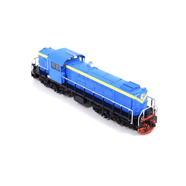 Soviet Diesel Engine Locomotive Model 1/87 Scale - Image 4