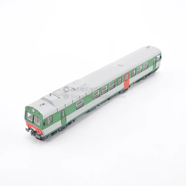 1/87 Scale USSR Diesel Locomotive Plastic Model - Image 2