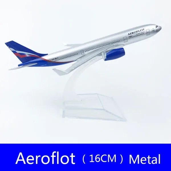 Boeing 737 Hainan Airlines Diecast Model 16cm - Image 5