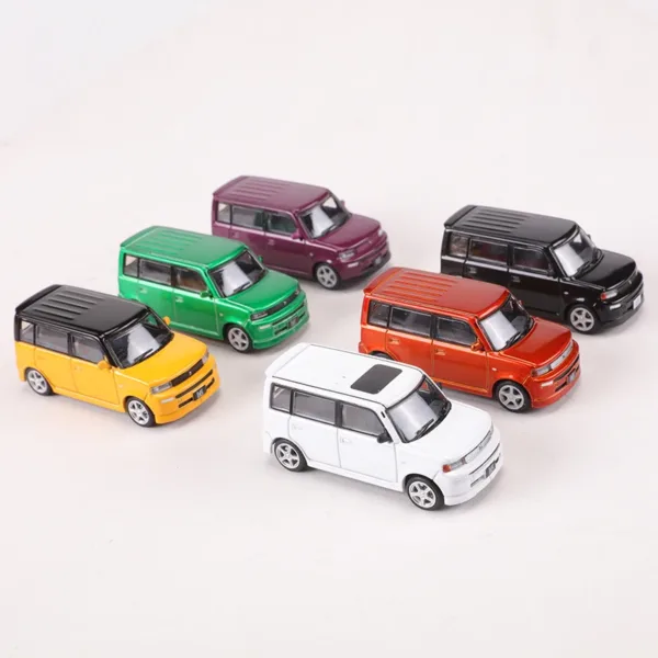 GCD 1:64 Scale Alloy Toyota bB Model Car - Image 5