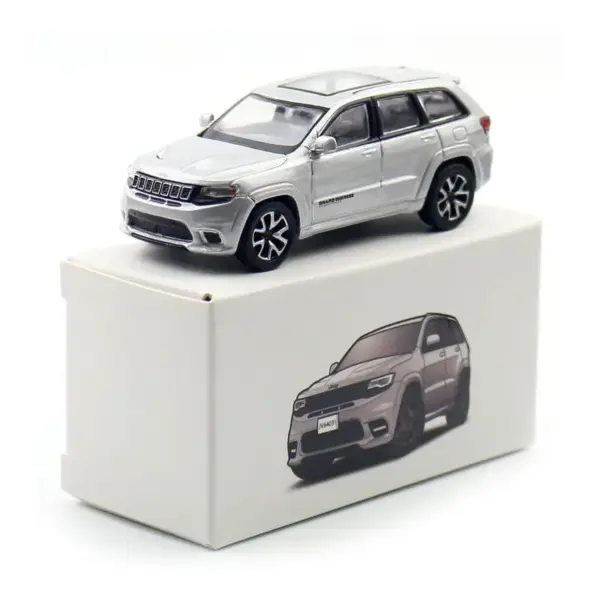 1:64 Grand Cherokee Trackhawk Alloy Model Car - Image 8