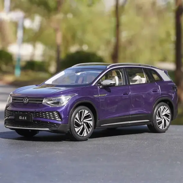 Diecast 1:18 Scale ID.6X SUV Model Car