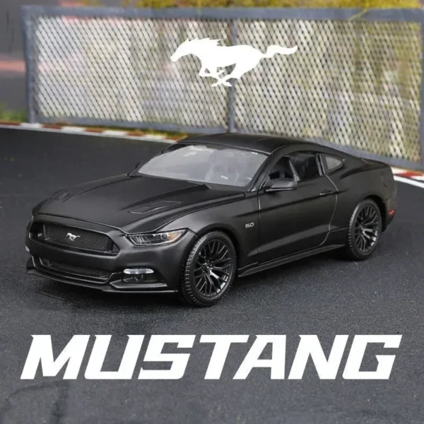 1:36 Ford Mustang GT Diecast Model Car