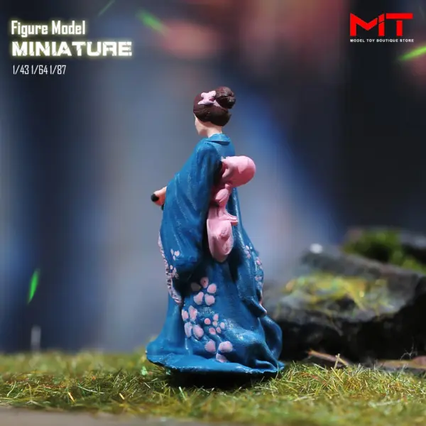 Japanese Kimono Beauty Miniature Figurine Collection - Image 4