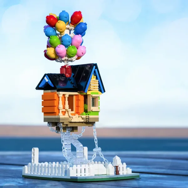 635PCS Balloon House Building Blocks Set