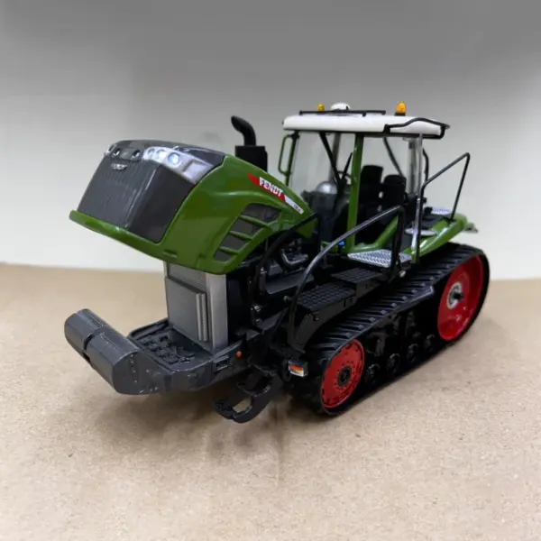 1:32 Fendt 1165 MT Crawler Tractor Model - Image 6