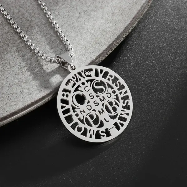 Christian Bling Jesus Head Pendant Necklace - Image 12