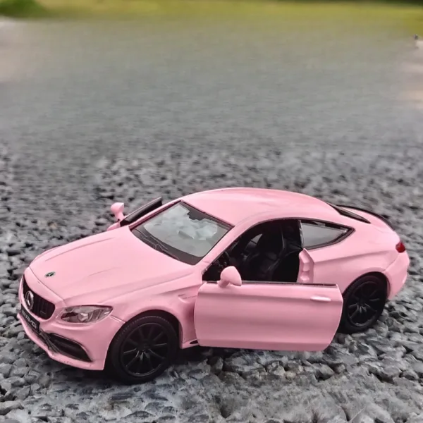 1:36 Diecast Mercedes-Benz C63 AMG Car Model - Image 7