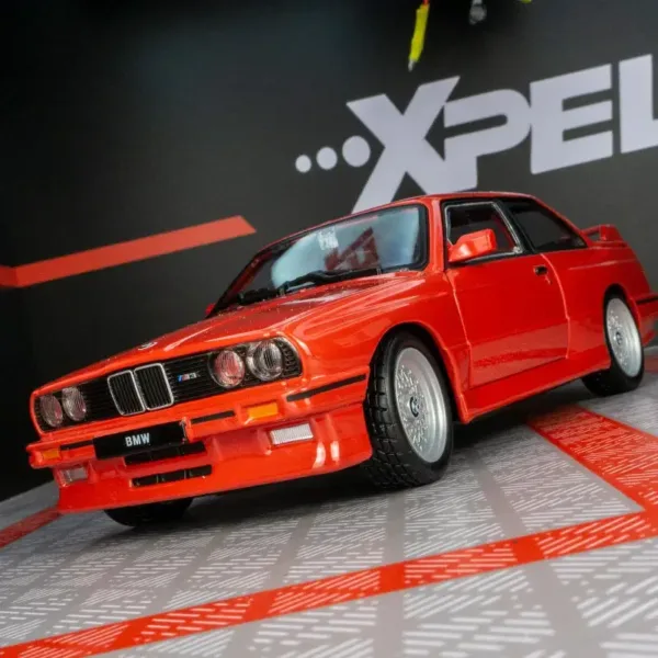 1:24 BMW M3 E30 Alloy Car Model