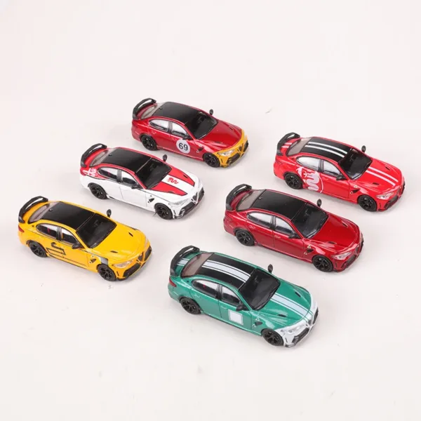 Alfa Romeo Giulia GTAm 1:64 Diecast Model Car - Image 4