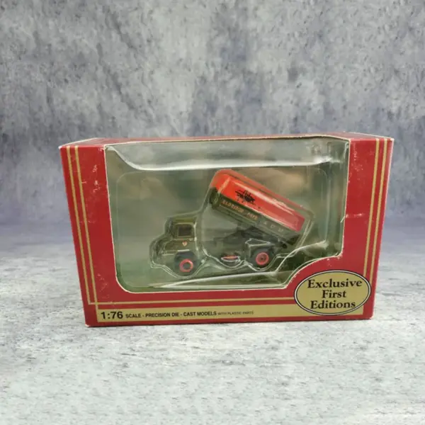 1:76 Scale British Dump Truck Diecast Model - Image 5