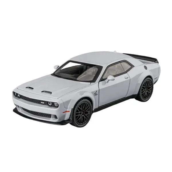 1:32 Dodge Charger Hellcat Alloy Model Car - Image 3