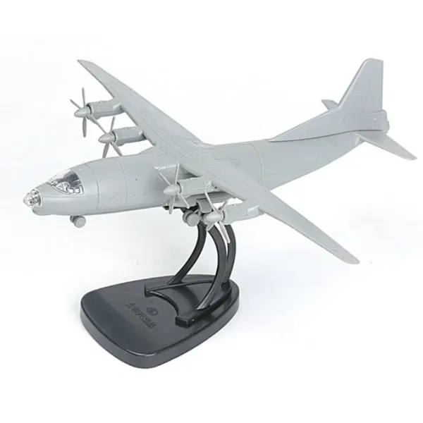 1/144 An-12 Cub Military Airplane Model Kit