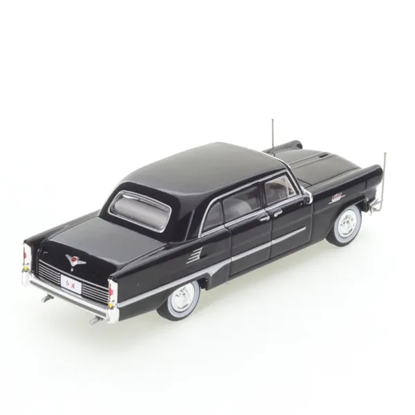 1/64 Scale Black Hongqi CA72 Model Car - Image 4