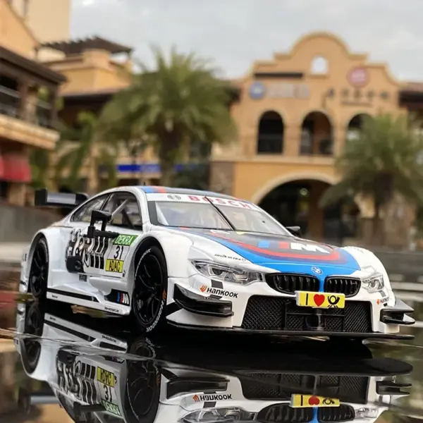 1:32 BMW M8 M4 GTE Diecast Racing Car Model - Image 3