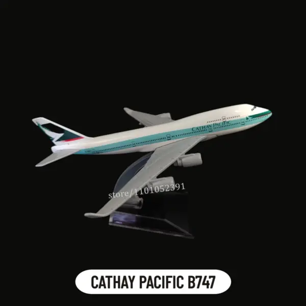 China Southern Airlines B787 Diecast Model 1:400 - Image 10