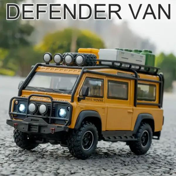 1:32 Land Rover Defender Diecast Car Model