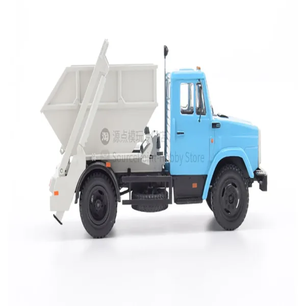 1/43 Plastic Model Garbage Truck ZIL-4333 - Image 4