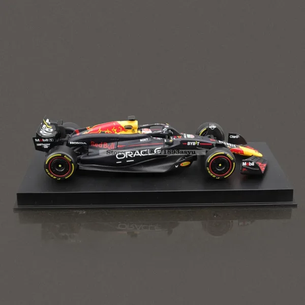 Bburago 1:43 F1 Red Bull Racing Diecast Model - Image 5