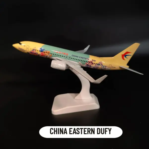 1:250 Metal B737 Aircraft Model Replica - Image 10