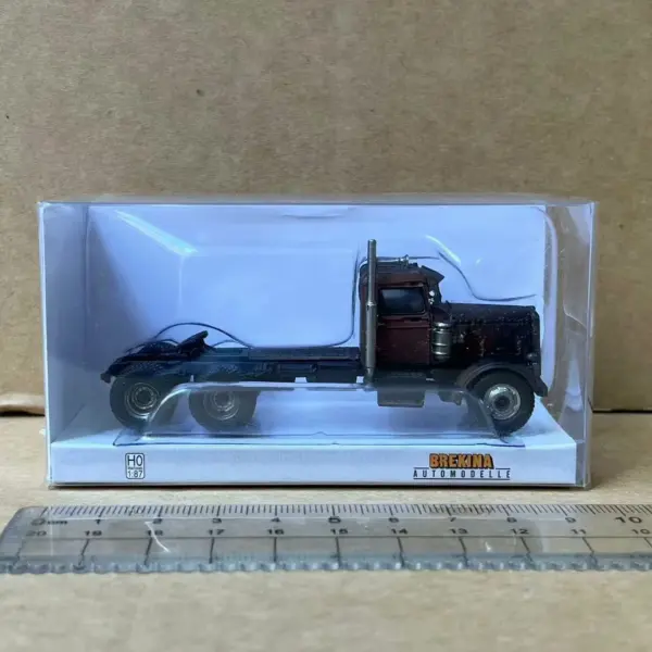 1:87 Scale Peterbilt 281 Model Truck Toy - Image 7