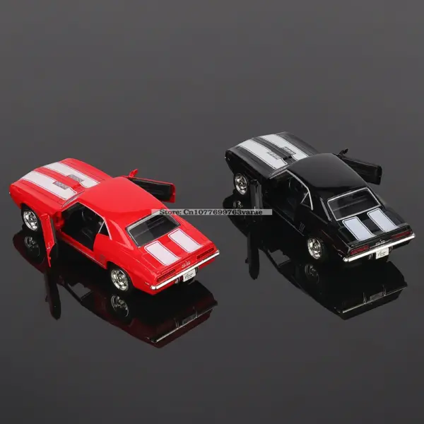 1:36 Diecast Chevrolet Camaro & BMW M3 Model - Image 5