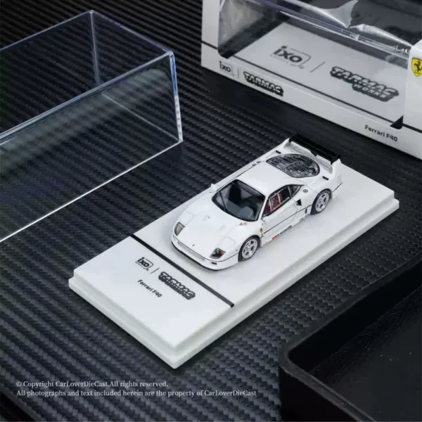 1/64 Ferrari F40 White Diecast Model Car - Image 3