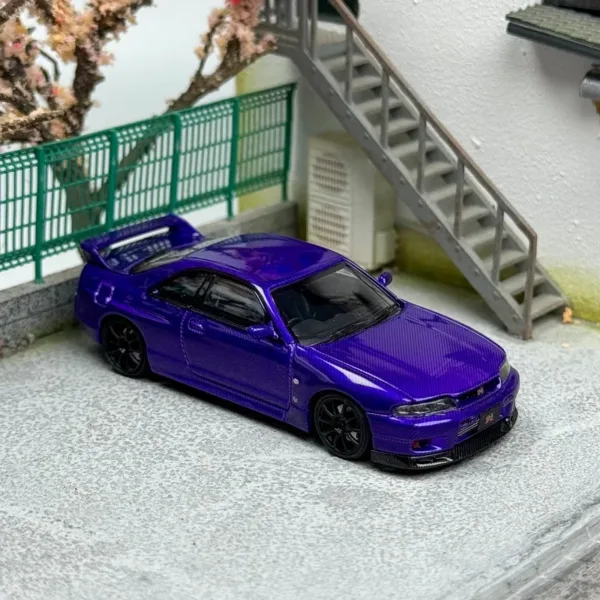 1:64 Nissan GT-R R33 Nismo Diecast Model Car - Image 3