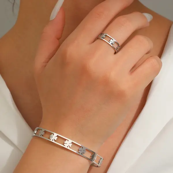 Stainless Steel Clover Bracelet and Ring Set - Image 2