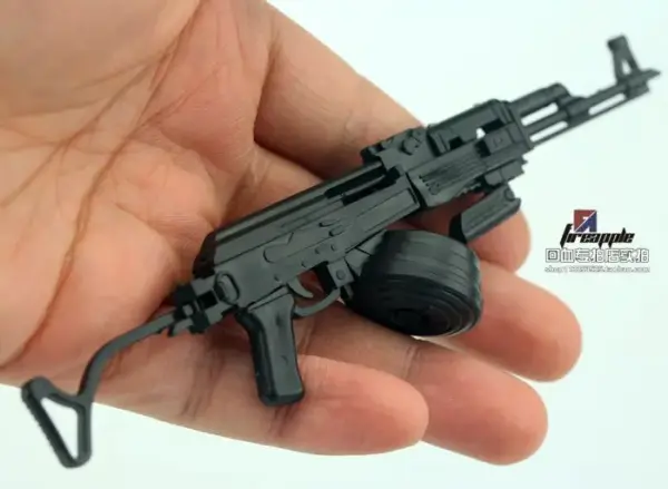 1/6 Scale AK47 Plastic Toy Model Kit - Image 2