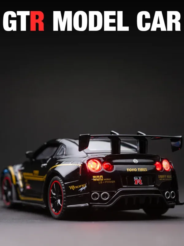 1/32 Nissan Skyline GTR R35 Racing Model - Image 2