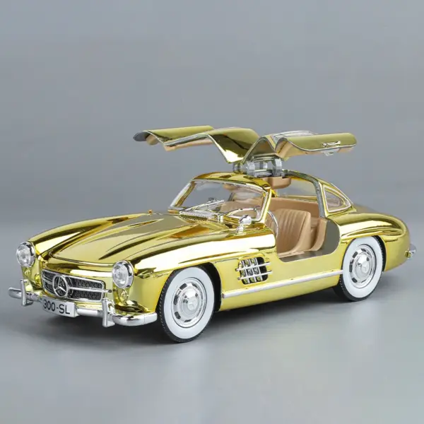 1:24 Mercedes-Benz 300SL Diecast Model Car - Image 7