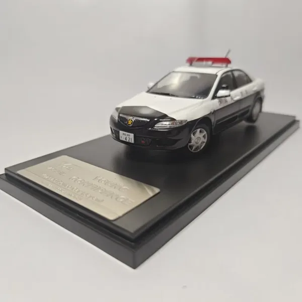 1/43 Scale Mazda Six Model Car Collectible - Image 2