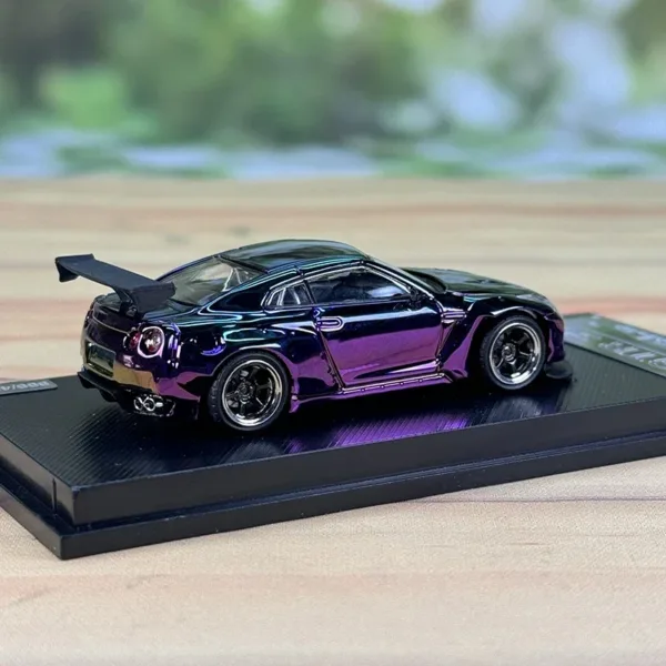 1/64 Scale GTR R35 Diecast Alloy Model - Image 3