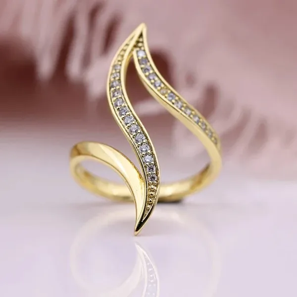 Trendy Geometric Gold CZ Wedding Ring for Women - Image 8