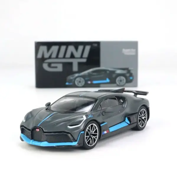 JKM Bugatti Veyron 1:64 Scale Diecast Model - Image 9