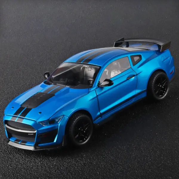 1:18 Ford Mustang GT500 Diecast Model Vehicle - Image 4