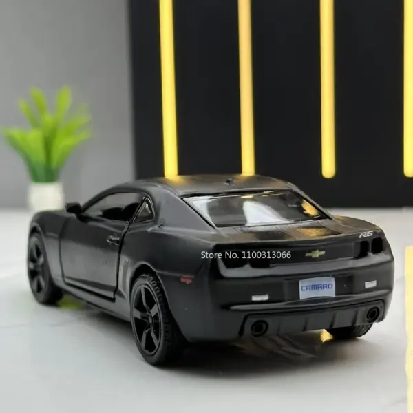 1:36 Scale Alloy Diecast Chevrolet Camaro Model - Image 2