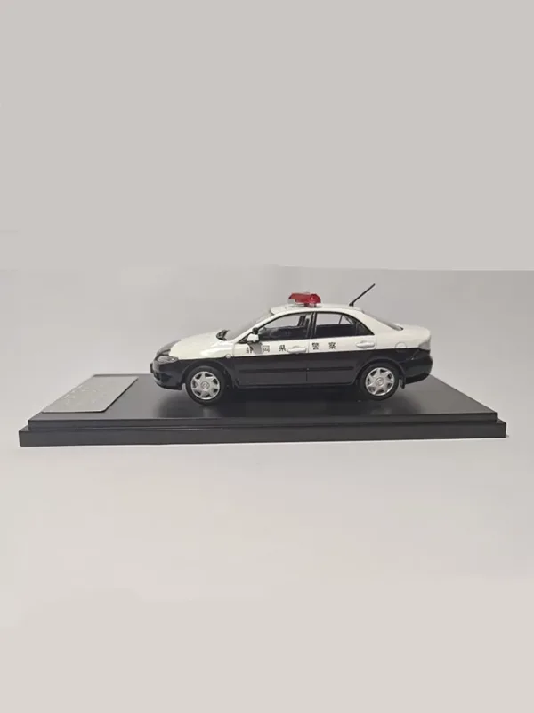 1/43 Scale Mazda Six Model Car Collectible - Image 7