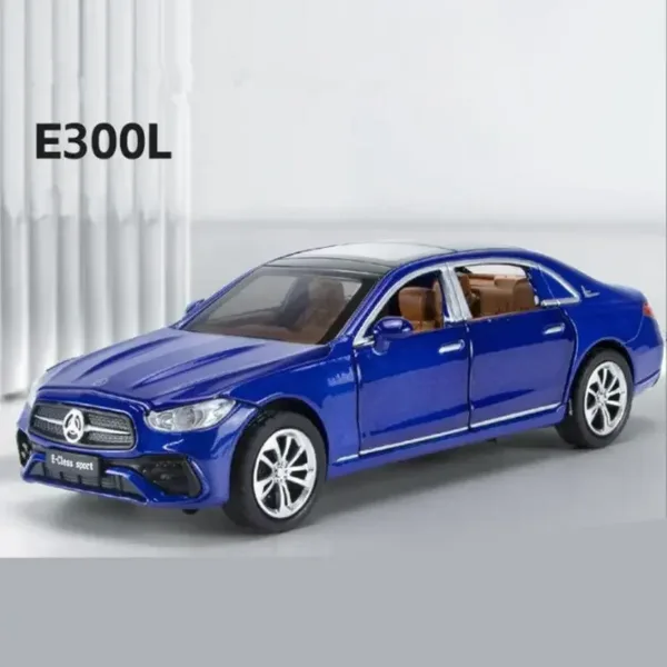 1:32 Metal E-Class Alloy Car Model - Image 7