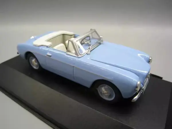 P1900 Alloy Convertible Model Car 1:43 Scale - Image 4