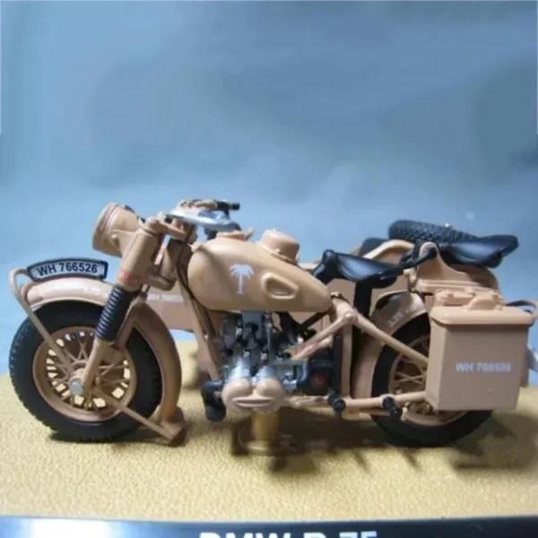 1/24 Scale Diecast Alloy R75 Motorcycle Model - Image 4