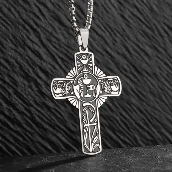 Punk Red Cross Templar Pendant Necklace - Image 8