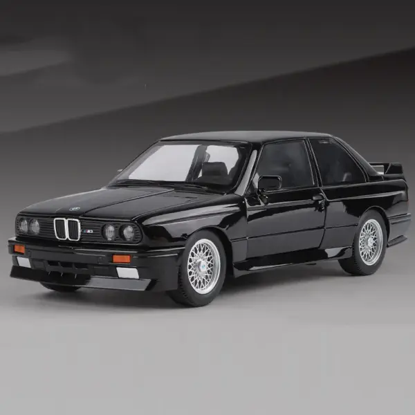 1:24 Alloy M3 Car Model with Light & Sound - Image 7