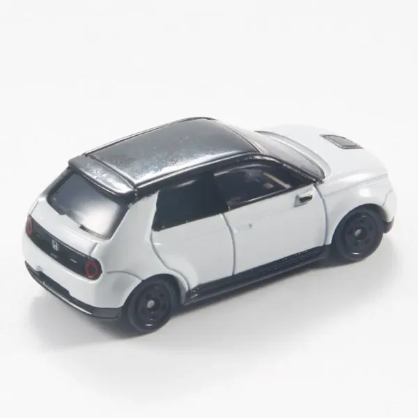 Honda E Diecast Model Car 1/61 Scale - Image 4