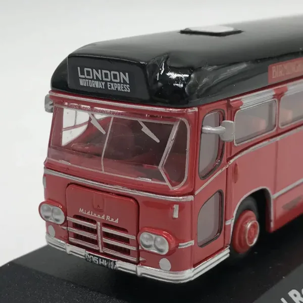 1/76 Scale UK Double-decker Bus Model Toy - Image 2