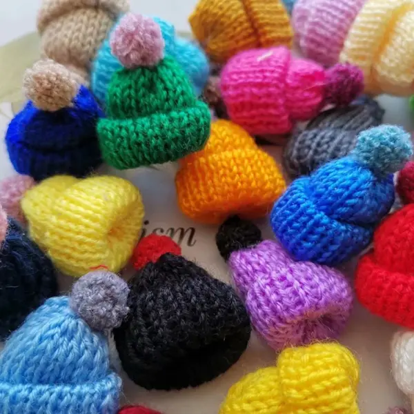 10Pcs Mini Woolen Yarn Doll Hats - Image 2