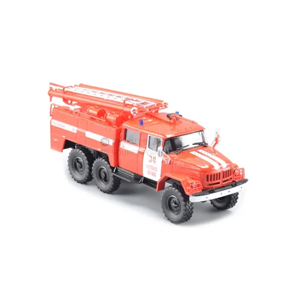 1:43 Diecast Soviet Fire Truck Model AC-40 - Image 5