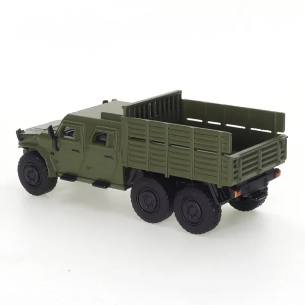 1/64 Military Green Diecast Transport Vehicle - Image 5