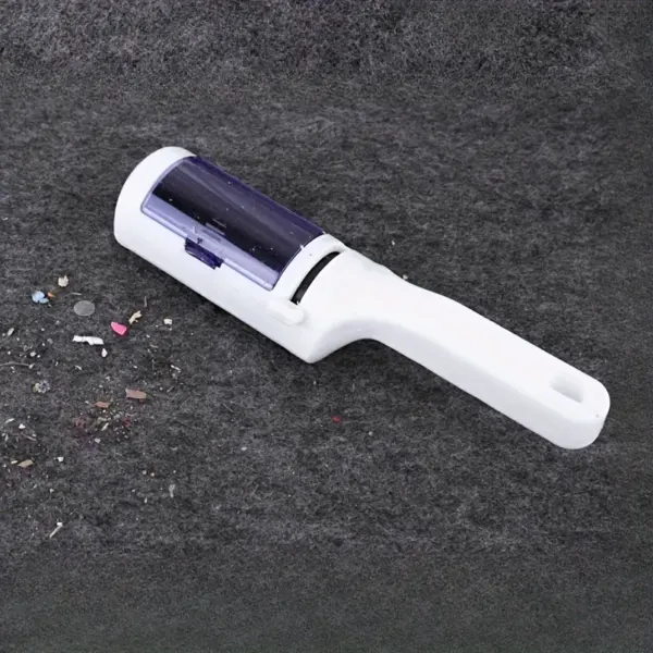 Portable Lint Remover for Clothes and Pets - Image 5